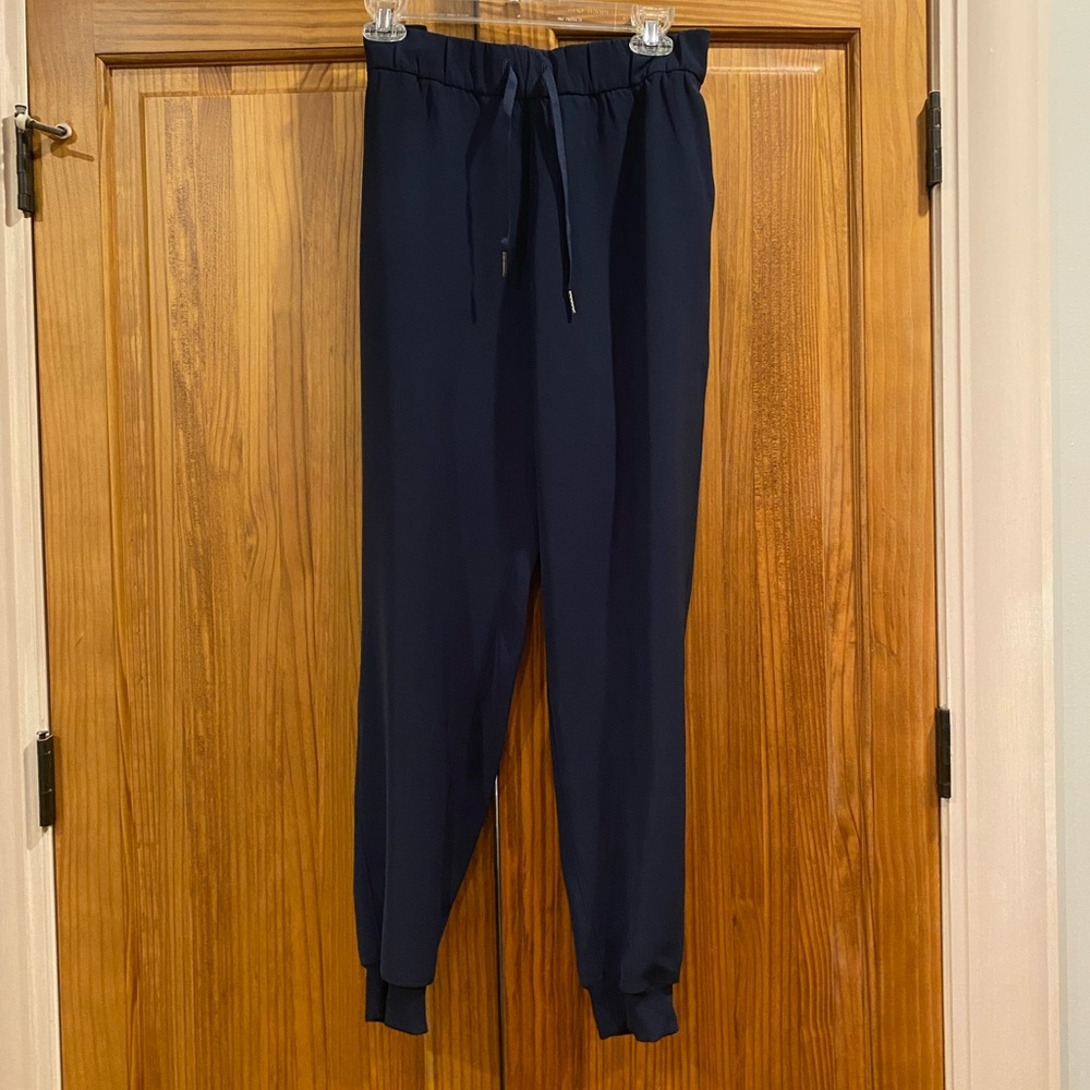 lululemon On the Fly Jogger *Woven - Navy